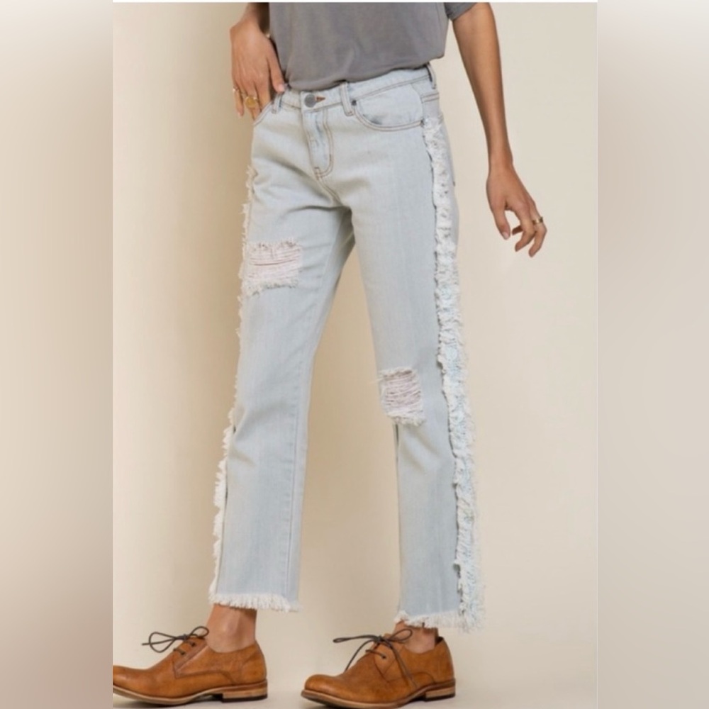 Distressed Boyfriend Jeans ~ Ruffled - Picture 3 of 8